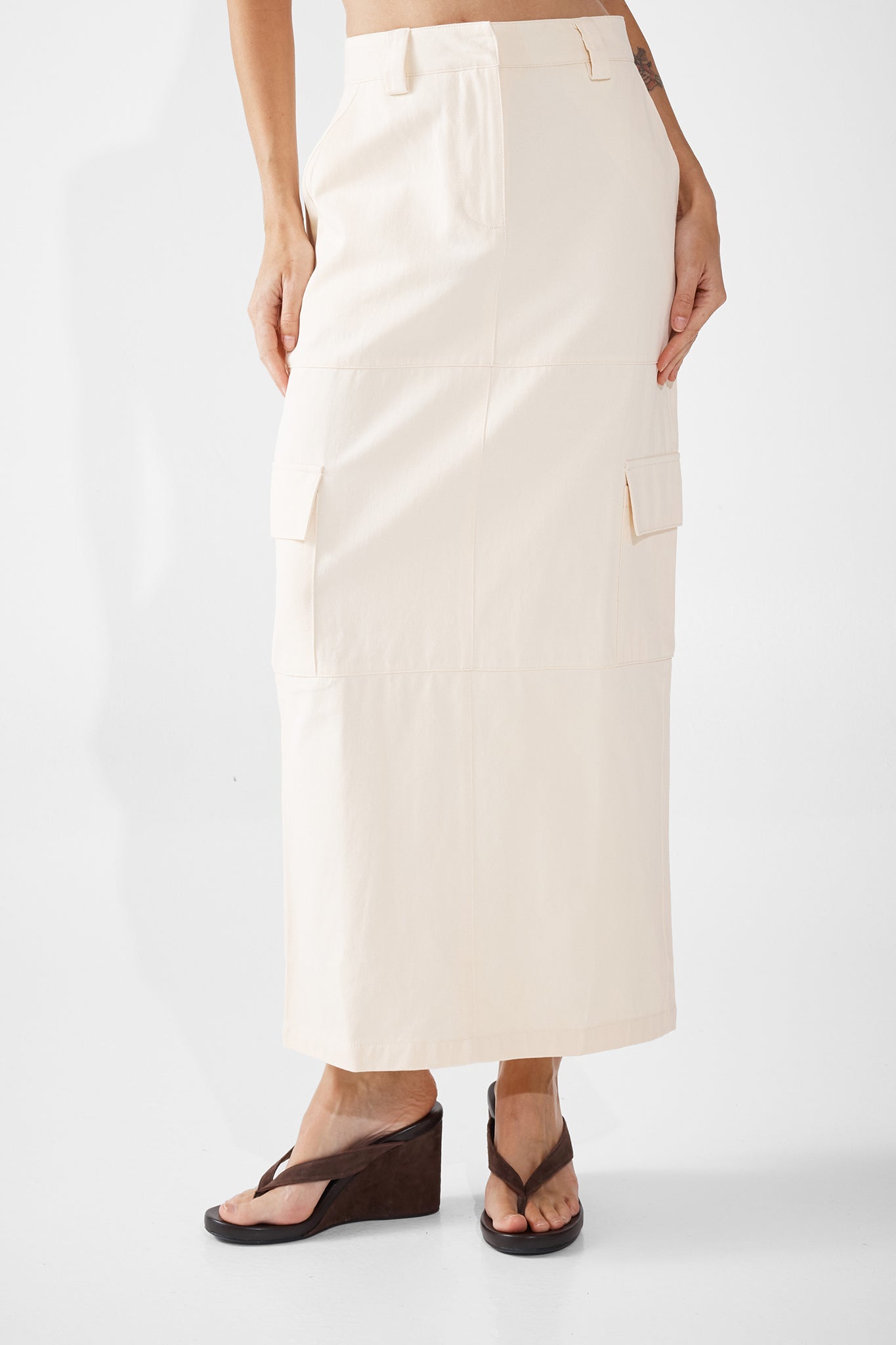LAIKON CARGO MAXI SKIRT | OFF-WHITE