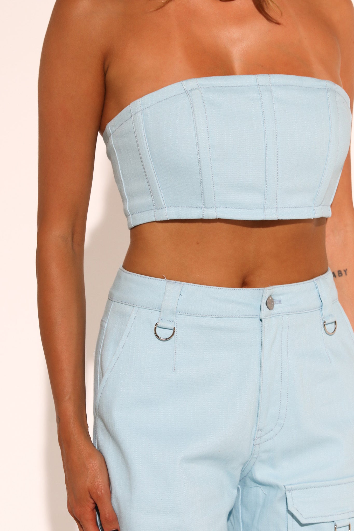 COOPER CROP | CYAN