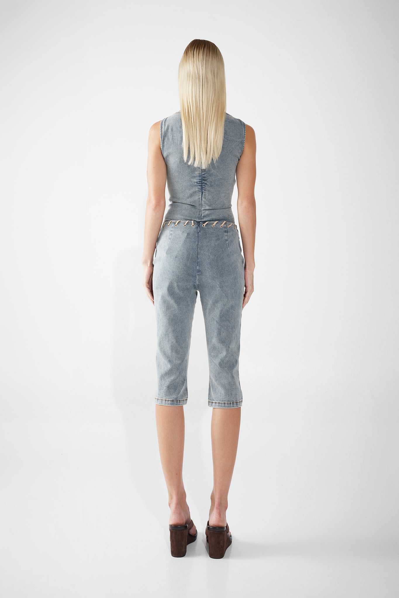 DAVIA CAPRIS | LIGHT DENIM