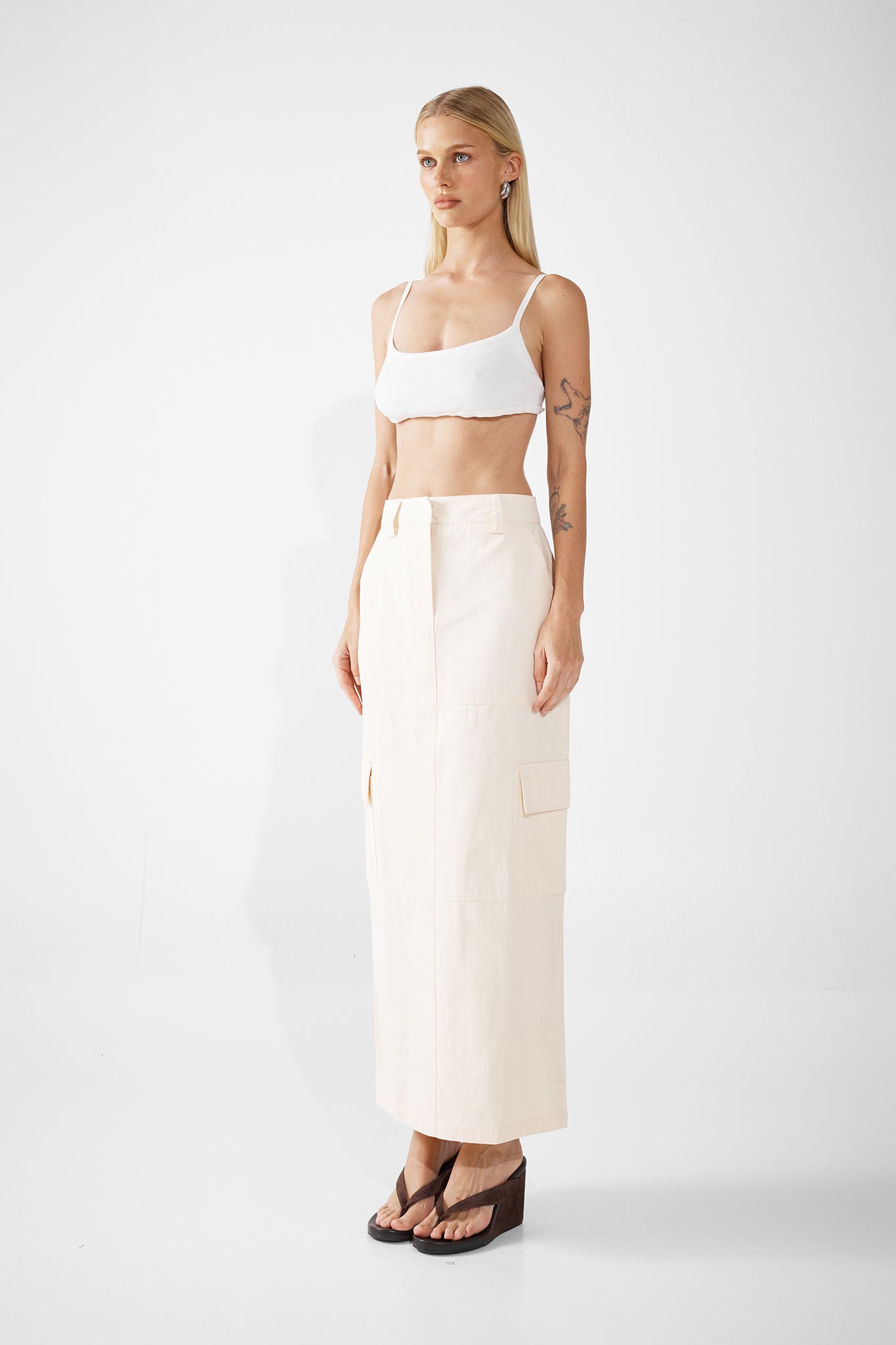 LAIKON CARGO MAXI SKIRT | OFF-WHITE