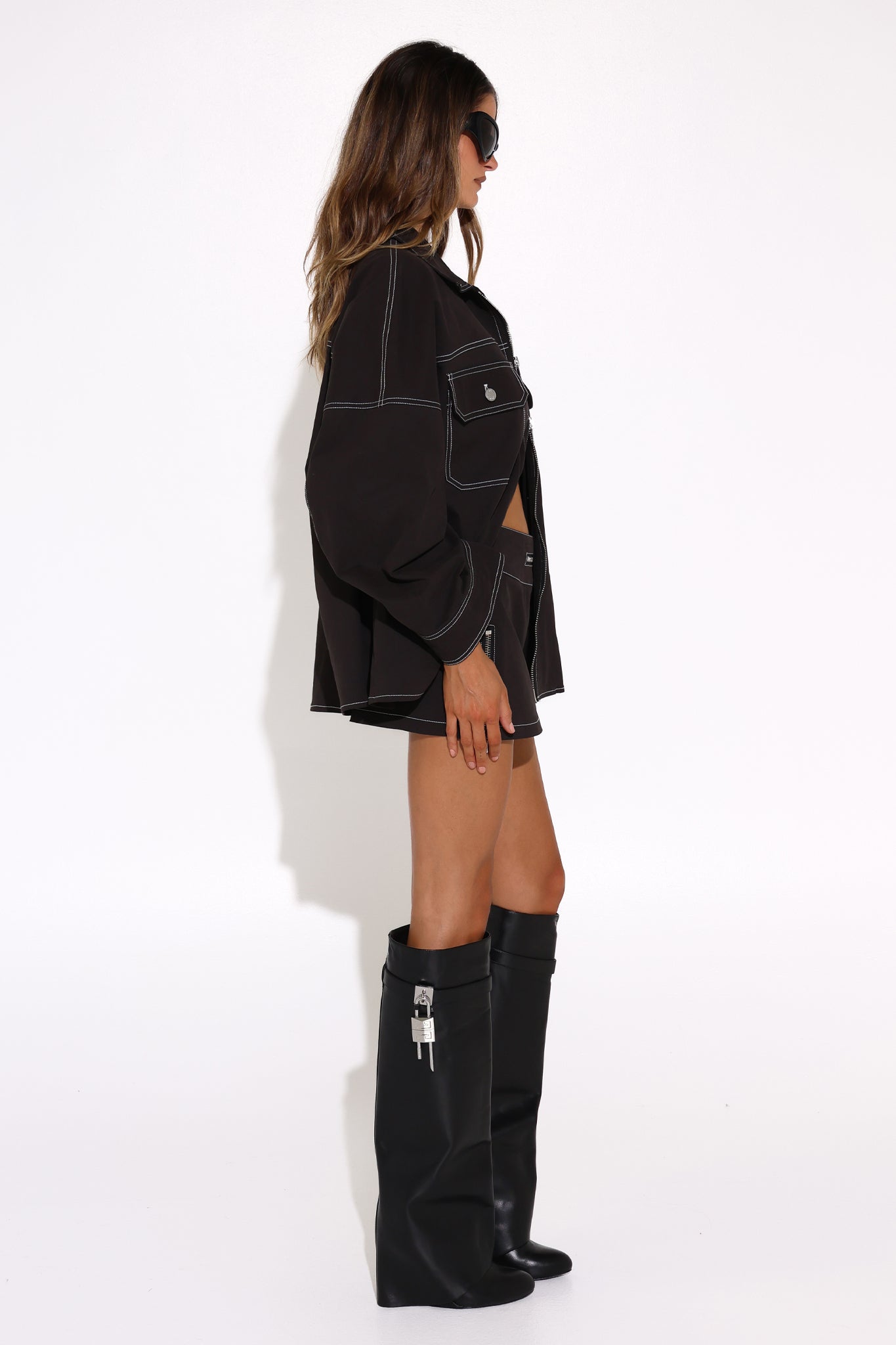 VAEDA JACKET | LICORICE